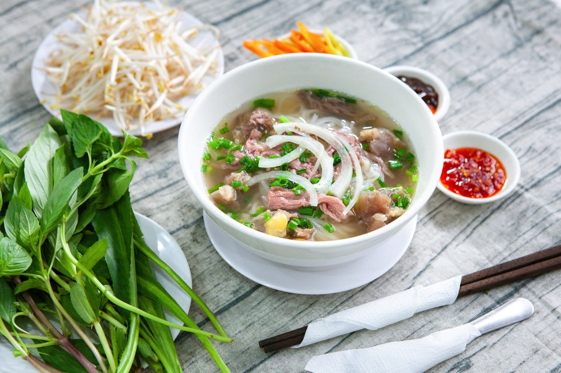 Phở - Việt Nam chắc chắn sẽ là một trong những món ăn ngon nhất thế giới